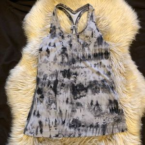 Lululemon COOL RACERBACK TIE DYE TANK Athletic Top Size 8 Black Gray Silver
